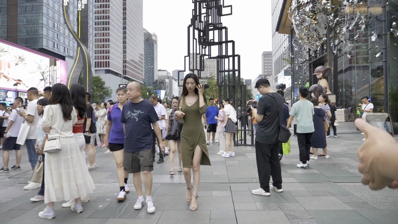秦岭山脉究竟位于何处？它对于中国地理有何重要性？
